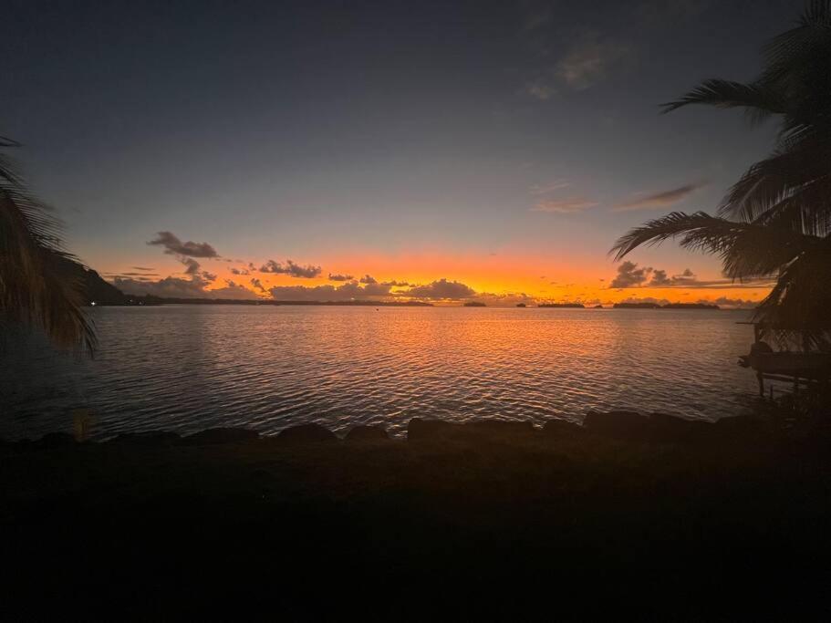 Сasa de vacaciones Waterfront Paradise 2 Br; Stunning Sunsets Bora Bora